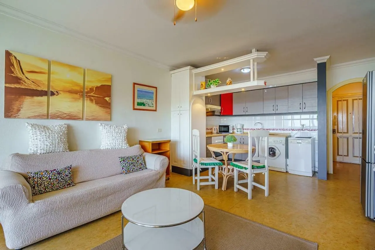 Bright Apartment In Aquaviva Callao Salvaje, Cs22