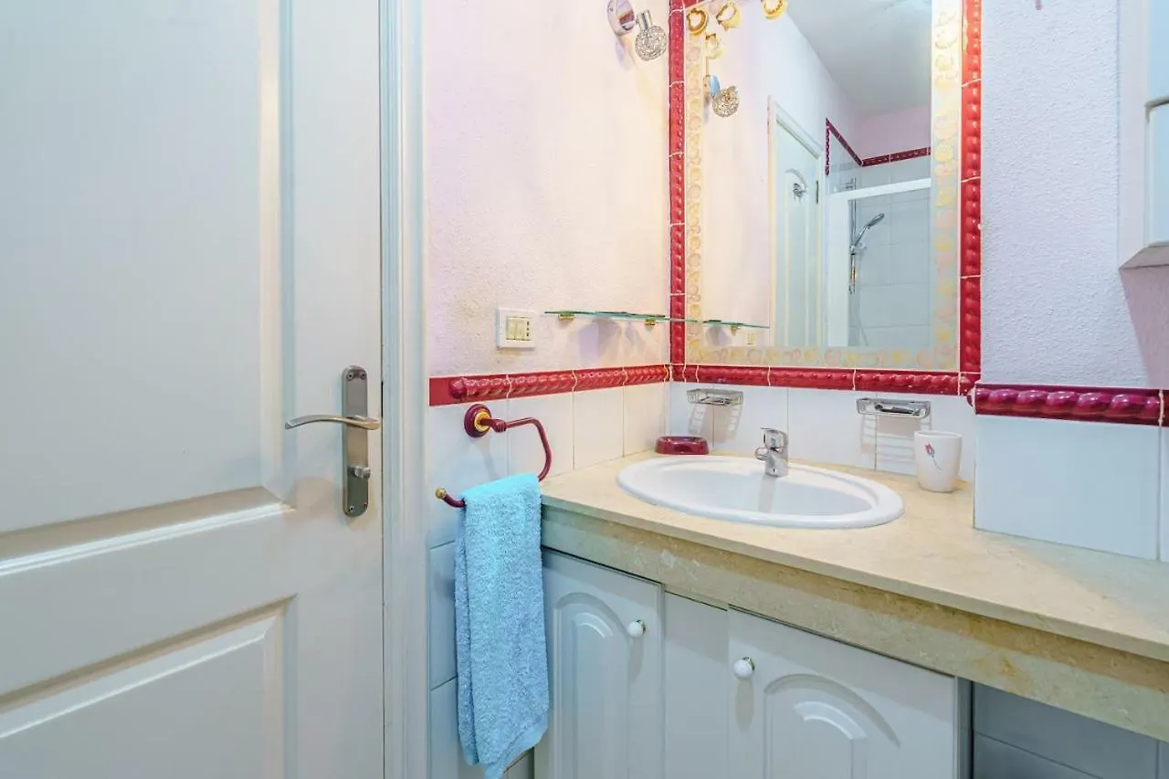 Bright Apartment In Aquaviva Callao Salvaje, Cs22